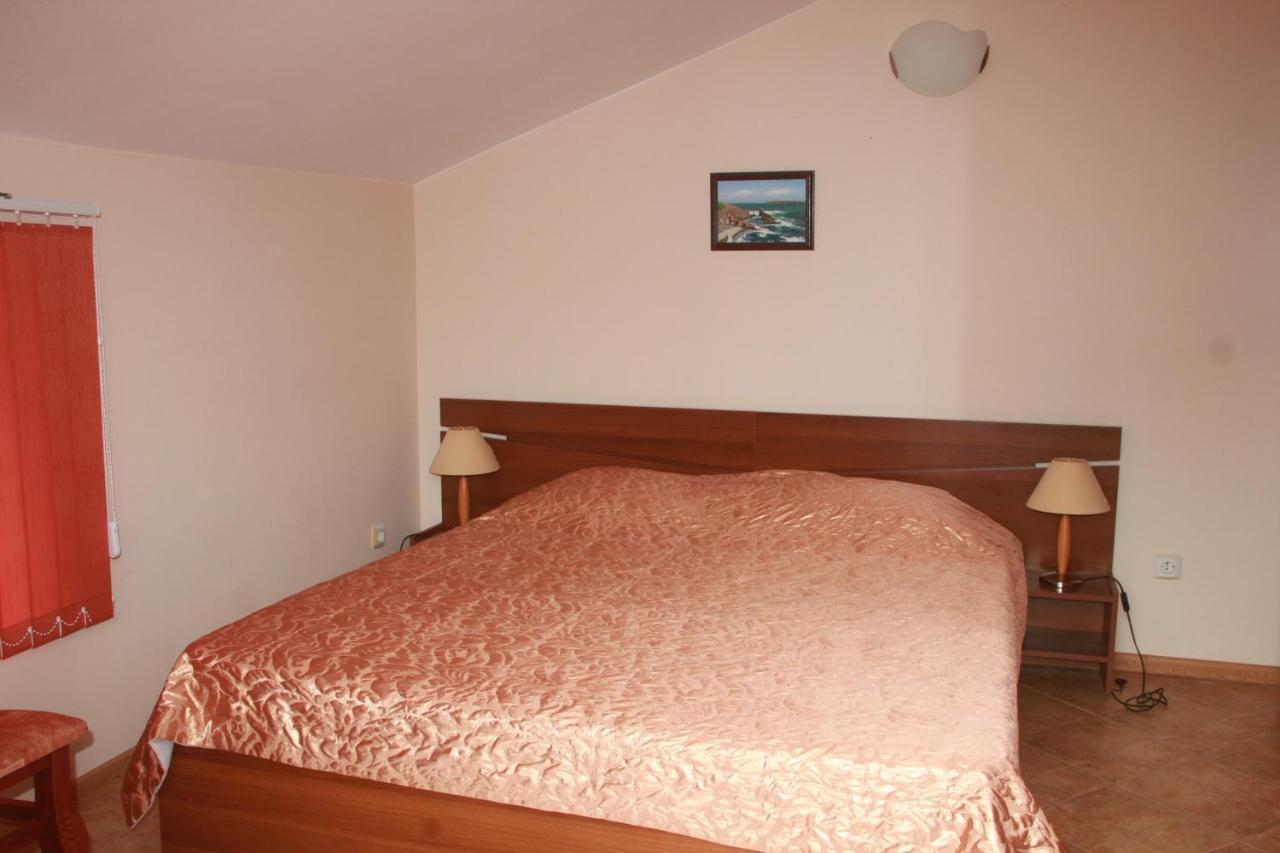Family Hotel Emilia سوزوبول المظهر الخارجي الصورة